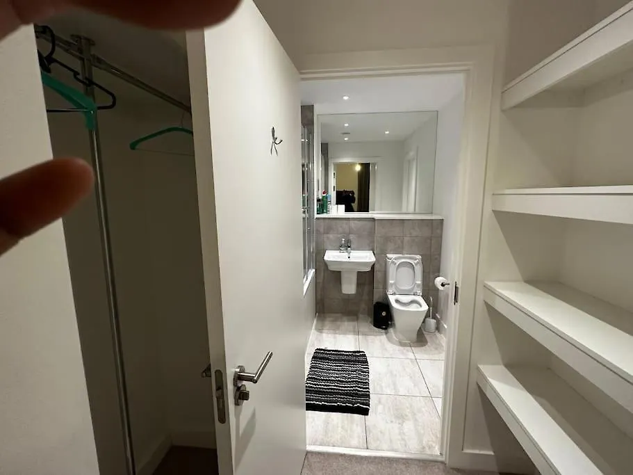 Luxury 2 Bedrooms Apartment Barking  0*, Barking (Greater London) United Kingdom