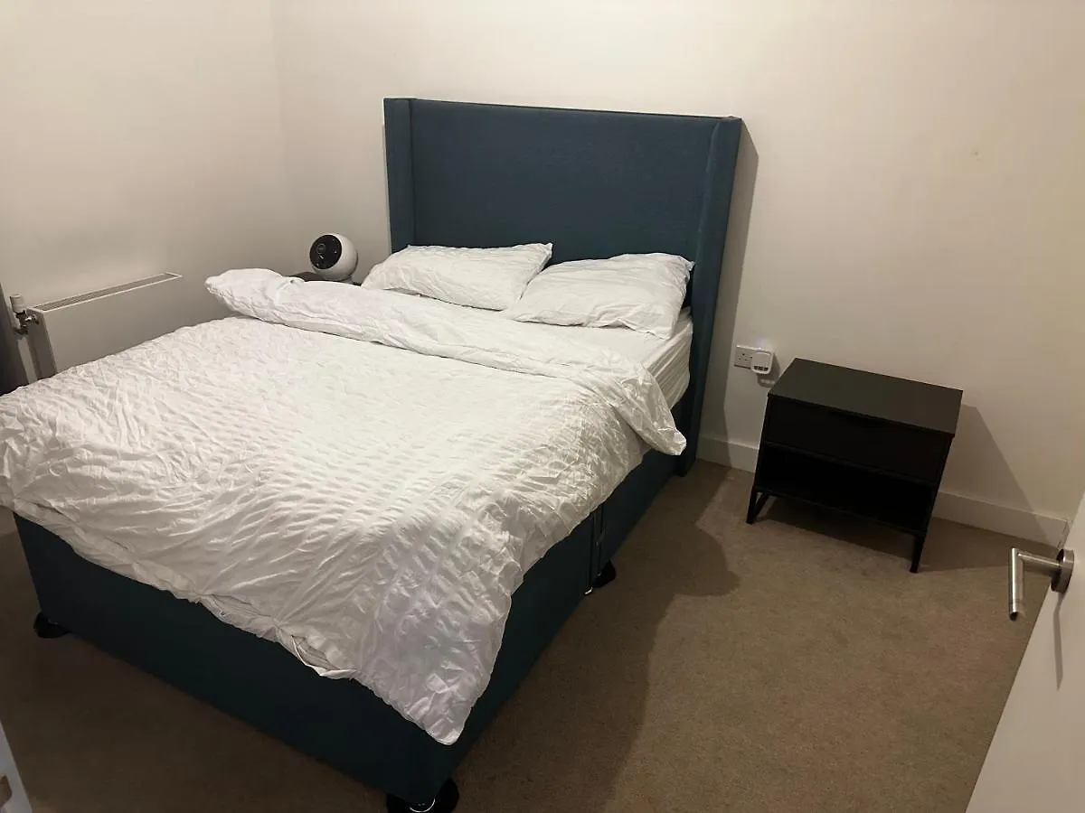 Luxury 2 Bedrooms Apartment Barking