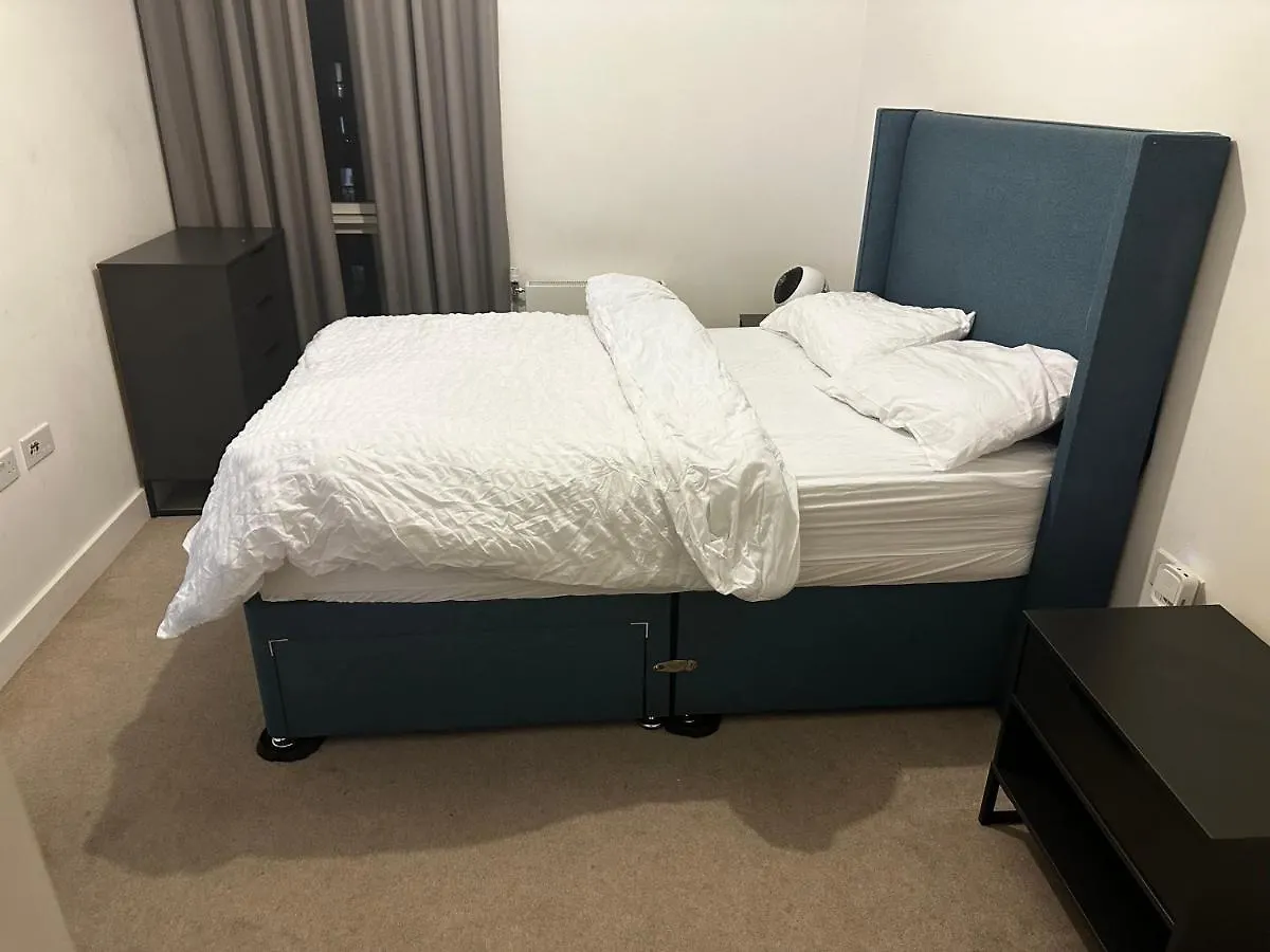 Luxury 2 Bedrooms Apartment Barking